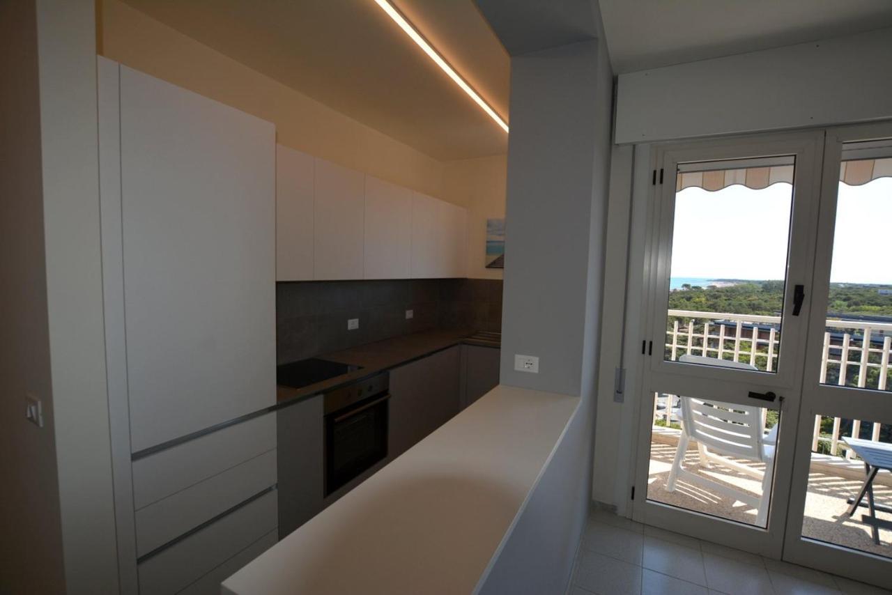 Lignano Pineta With Sea View Apartment ลินญาโน ซับเบียโดโร ภายนอก รูปภาพ