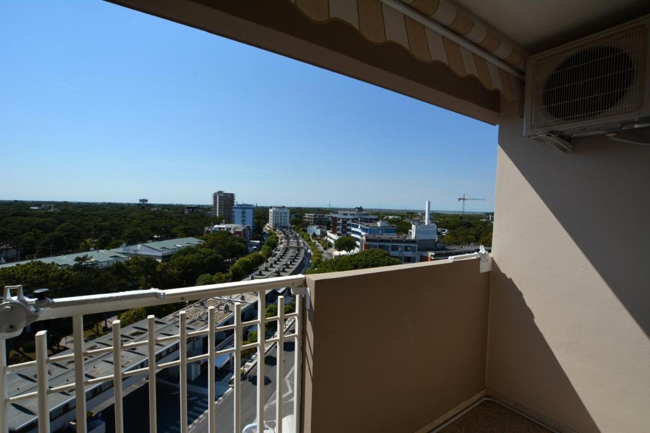 Lignano Pineta With Sea View Apartment ลินญาโน ซับเบียโดโร ภายนอก รูปภาพ