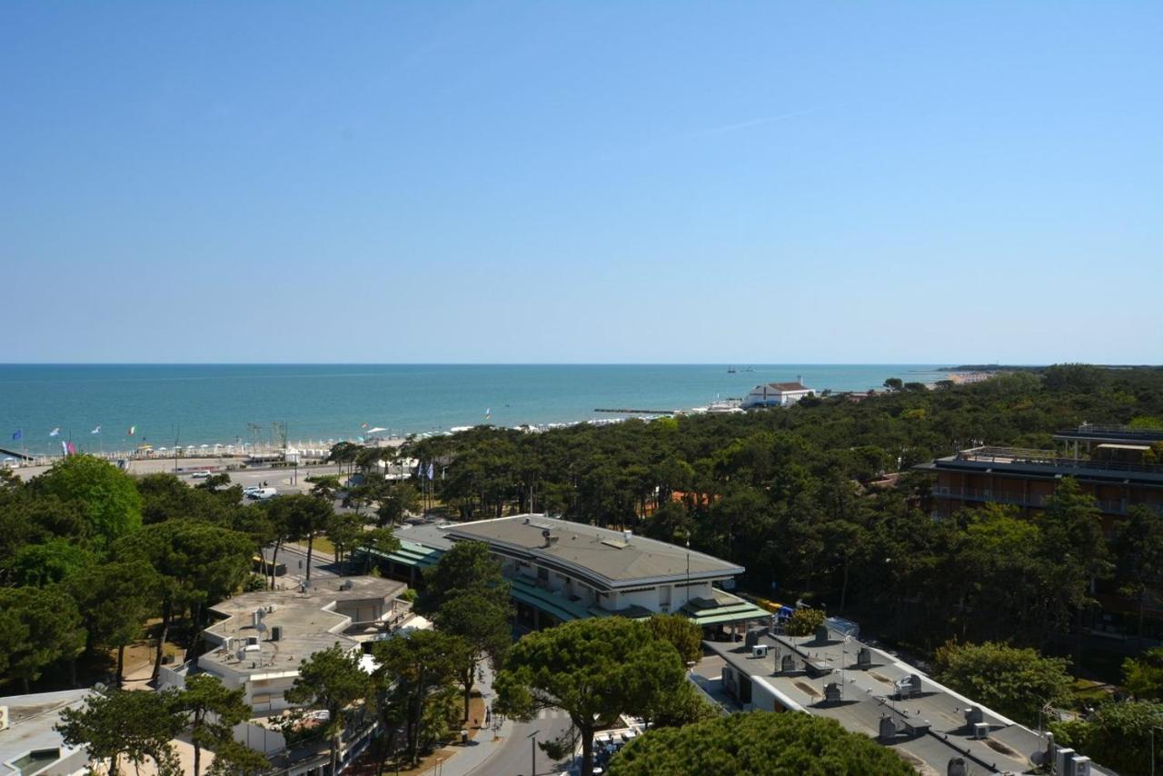 Lignano Pineta With Sea View Apartment ลินญาโน ซับเบียโดโร ภายนอก รูปภาพ